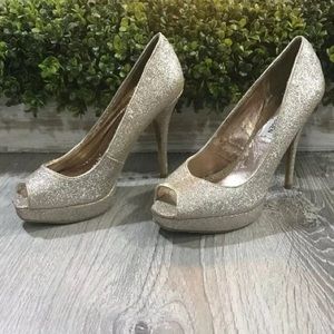 Steve Madden peep toe heels